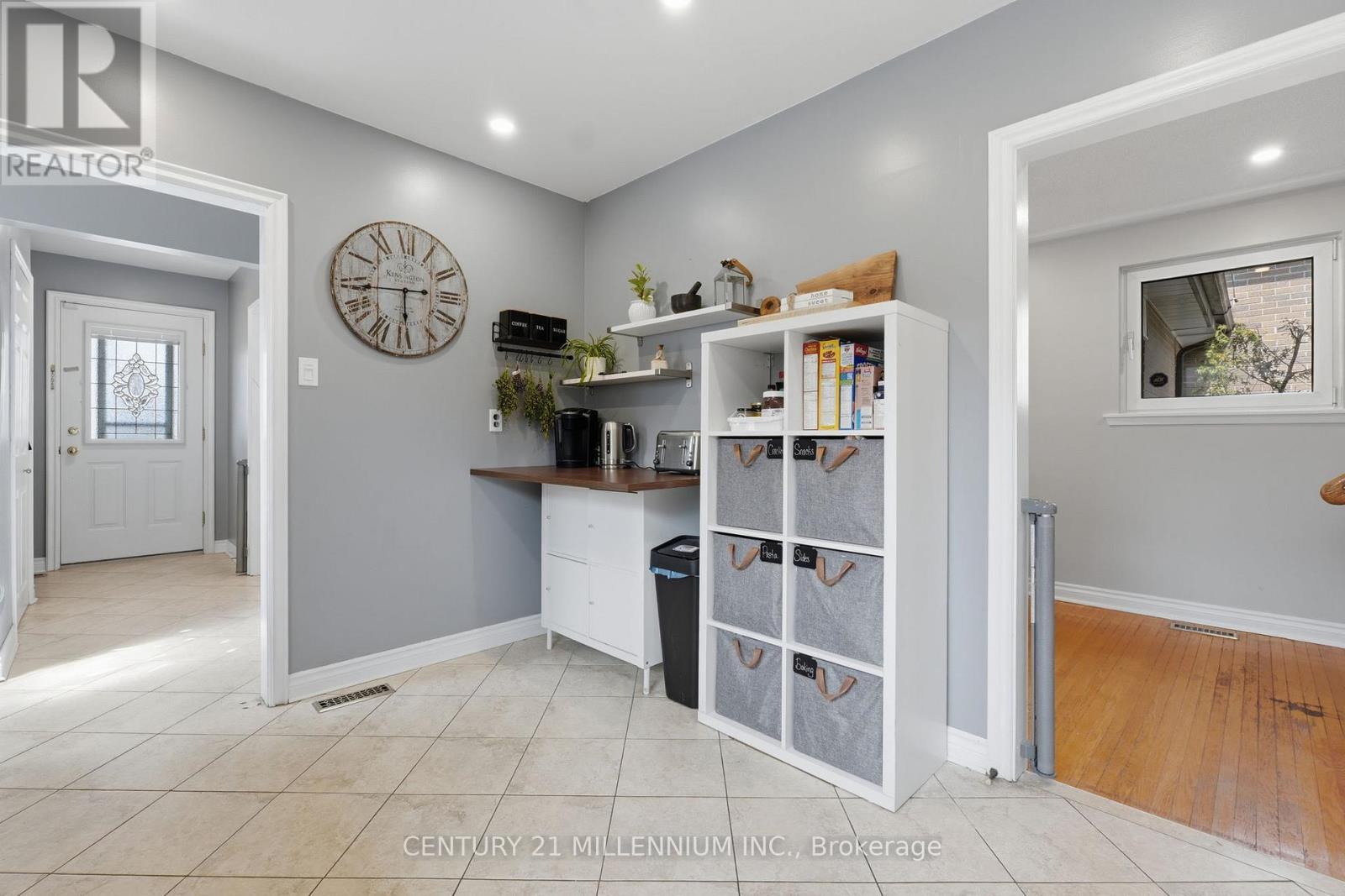 35 Doncaster Drive, Brampton, Ontario  L6T 1S8 - Photo 12 - W12929022