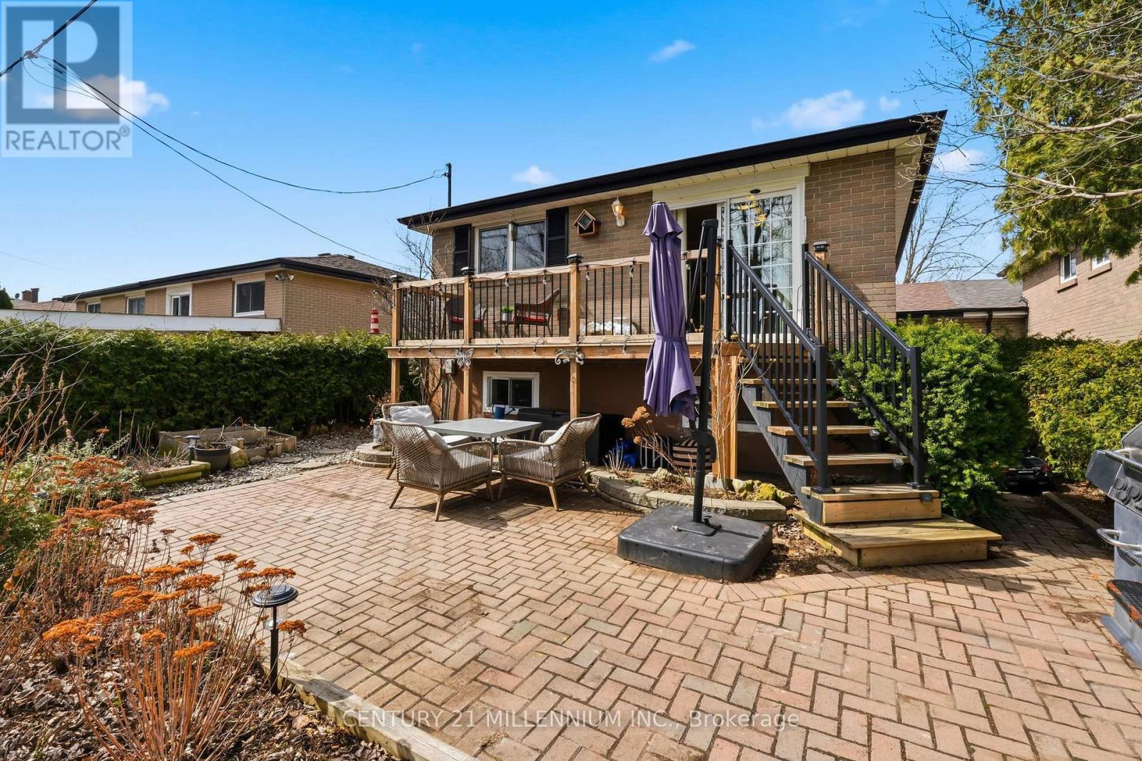 35 Doncaster Drive, Brampton, Ontario  L6T 1S8 - Photo 30 - W12929022