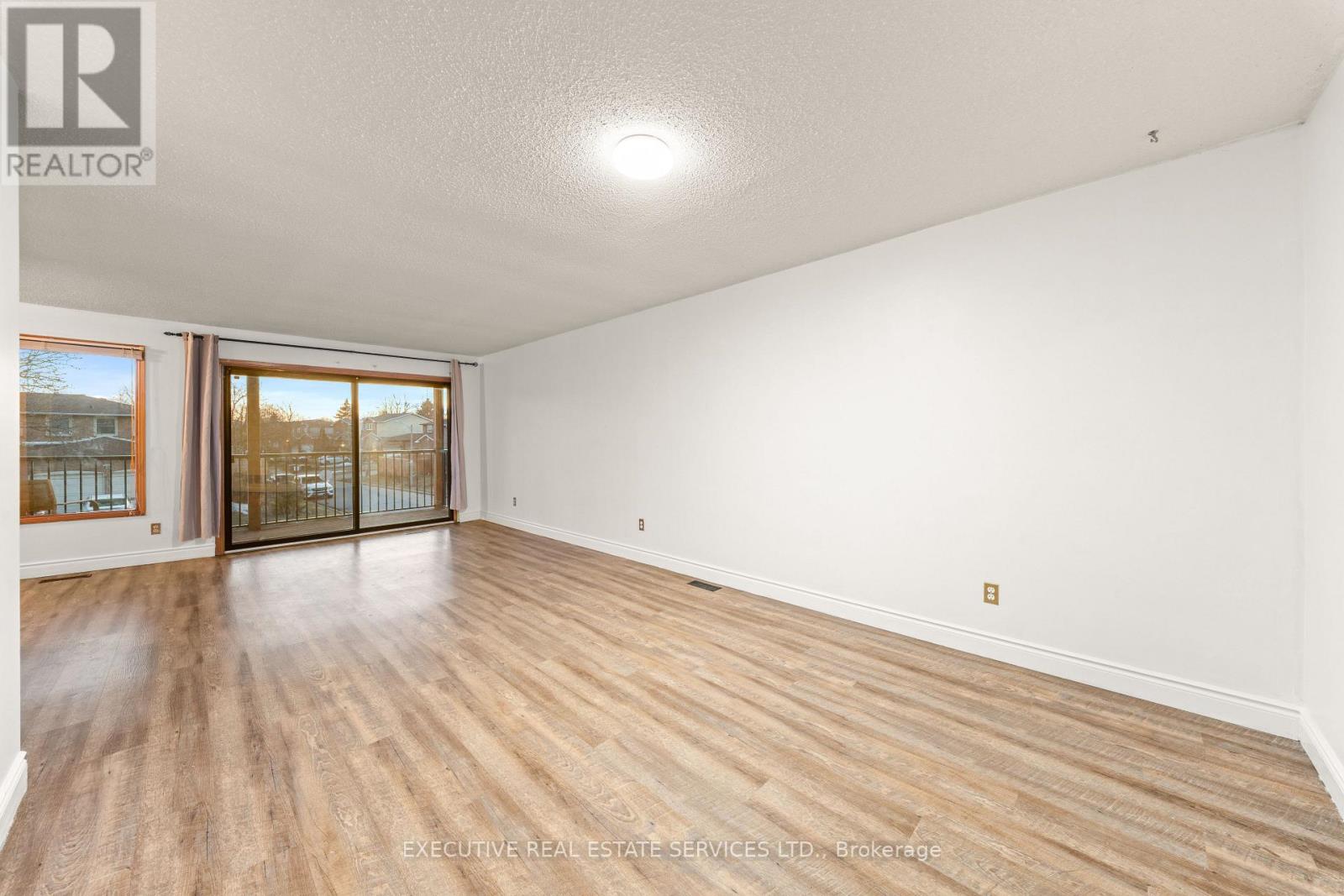 44 Lakecrest Trail, Brampton (Heart Lake West), Ontario  L6Z 1S6 - Photo 12 - W12929024