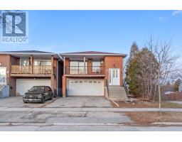 44 LAKECREST TRAIL, Brampton, Ontario