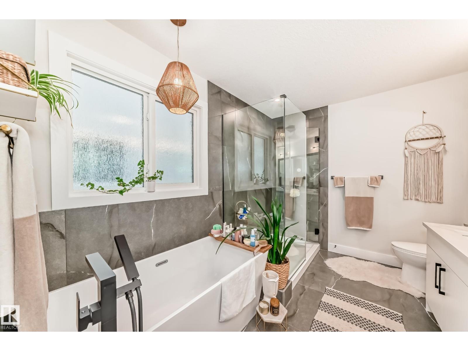 7642 91 Av Nw, Edmonton, Alberta  T6C 1P8 - Photo 26 - E4475114