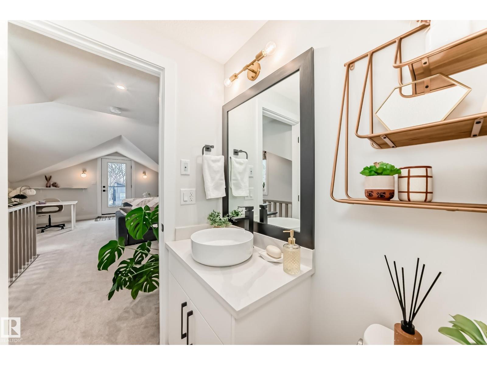 7642 91 Av Nw, Edmonton, Alberta  T6C 1P8 - Photo 43 - E4475114