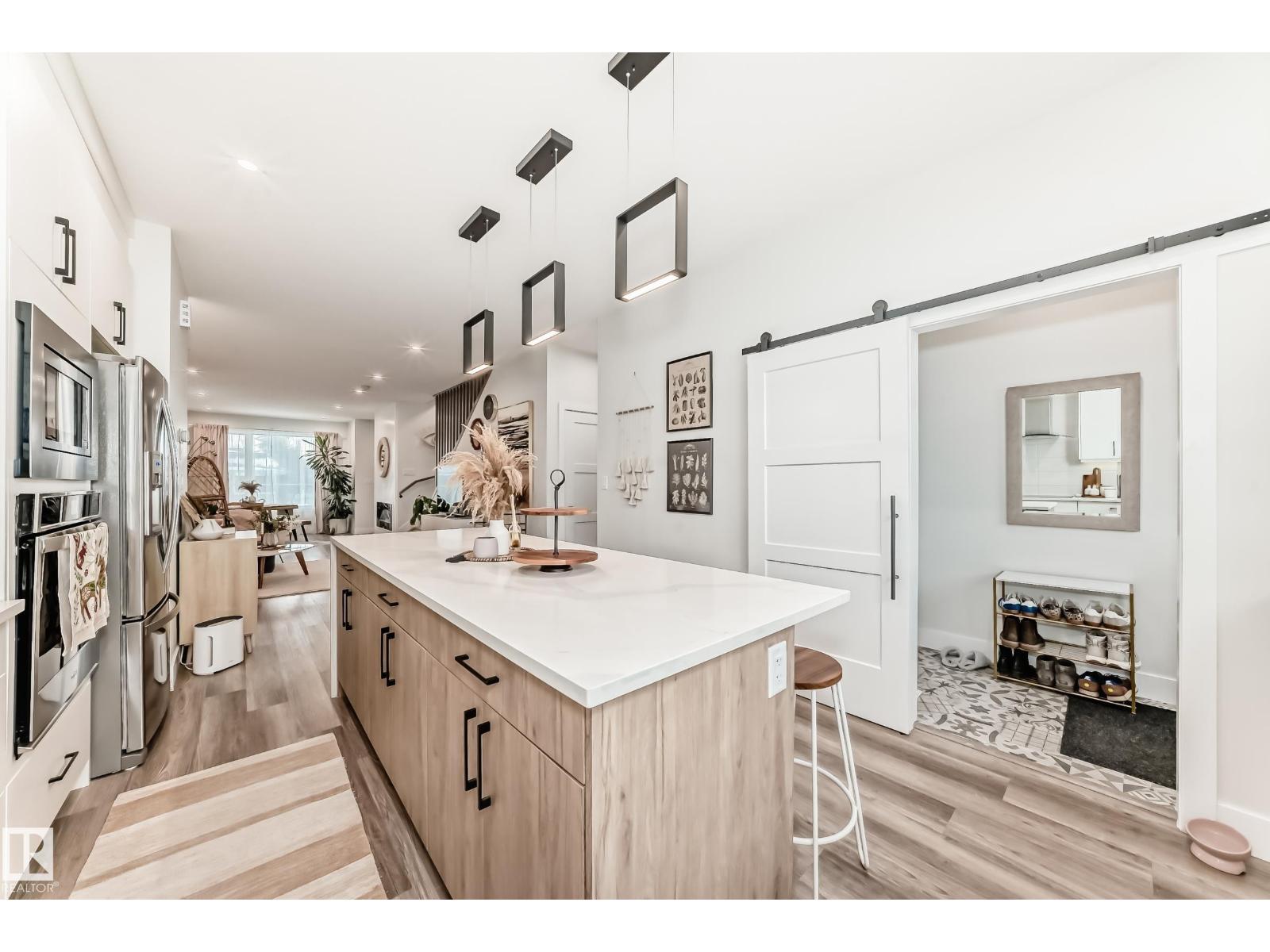 7642 91 Av Nw, Edmonton, Alberta  T6C 1P8 - Photo 9 - E4475114