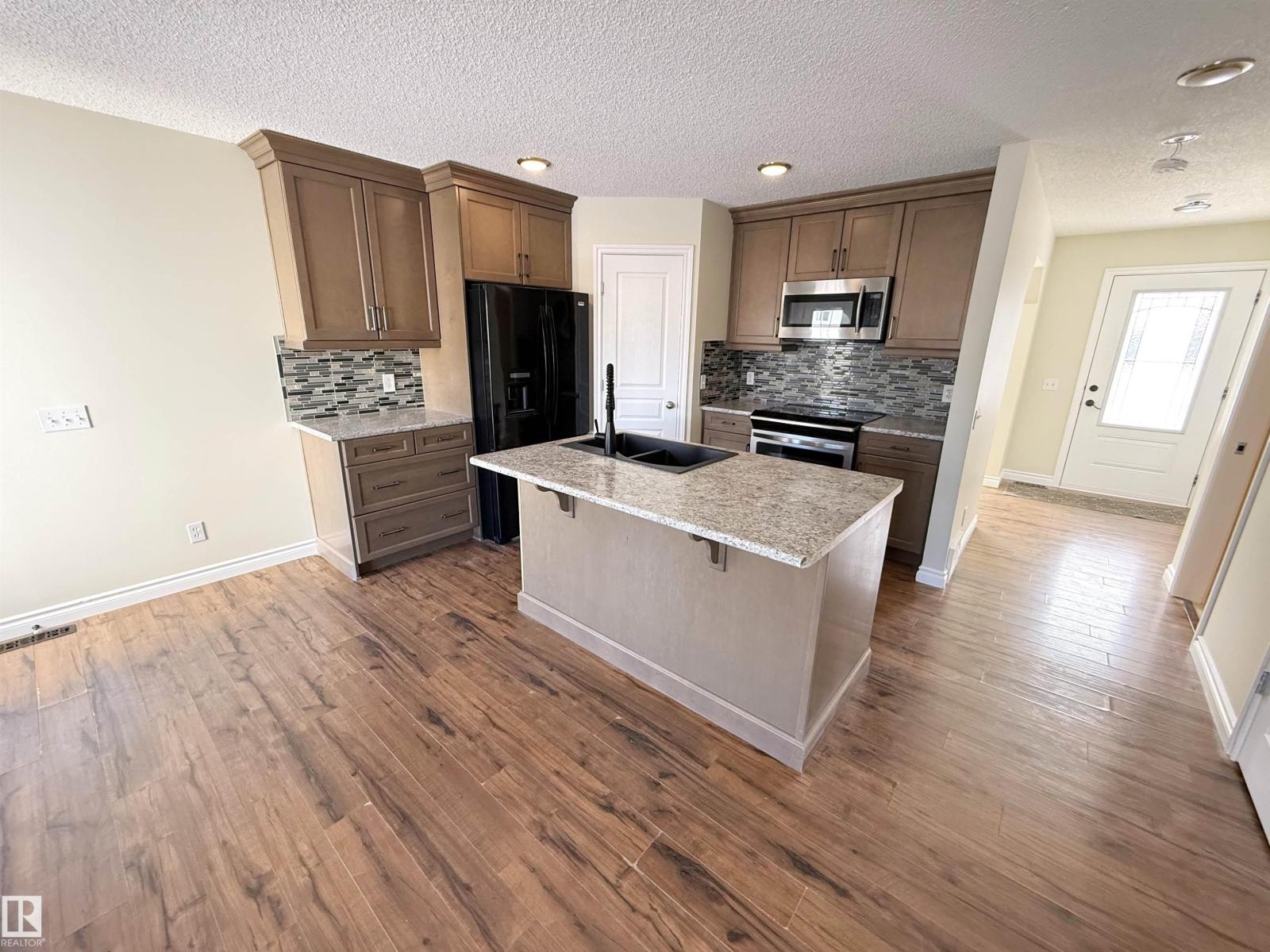 14005 158a Av Nw, Edmonton, Alberta  T6V 1V7 - Photo 2 - E4472486