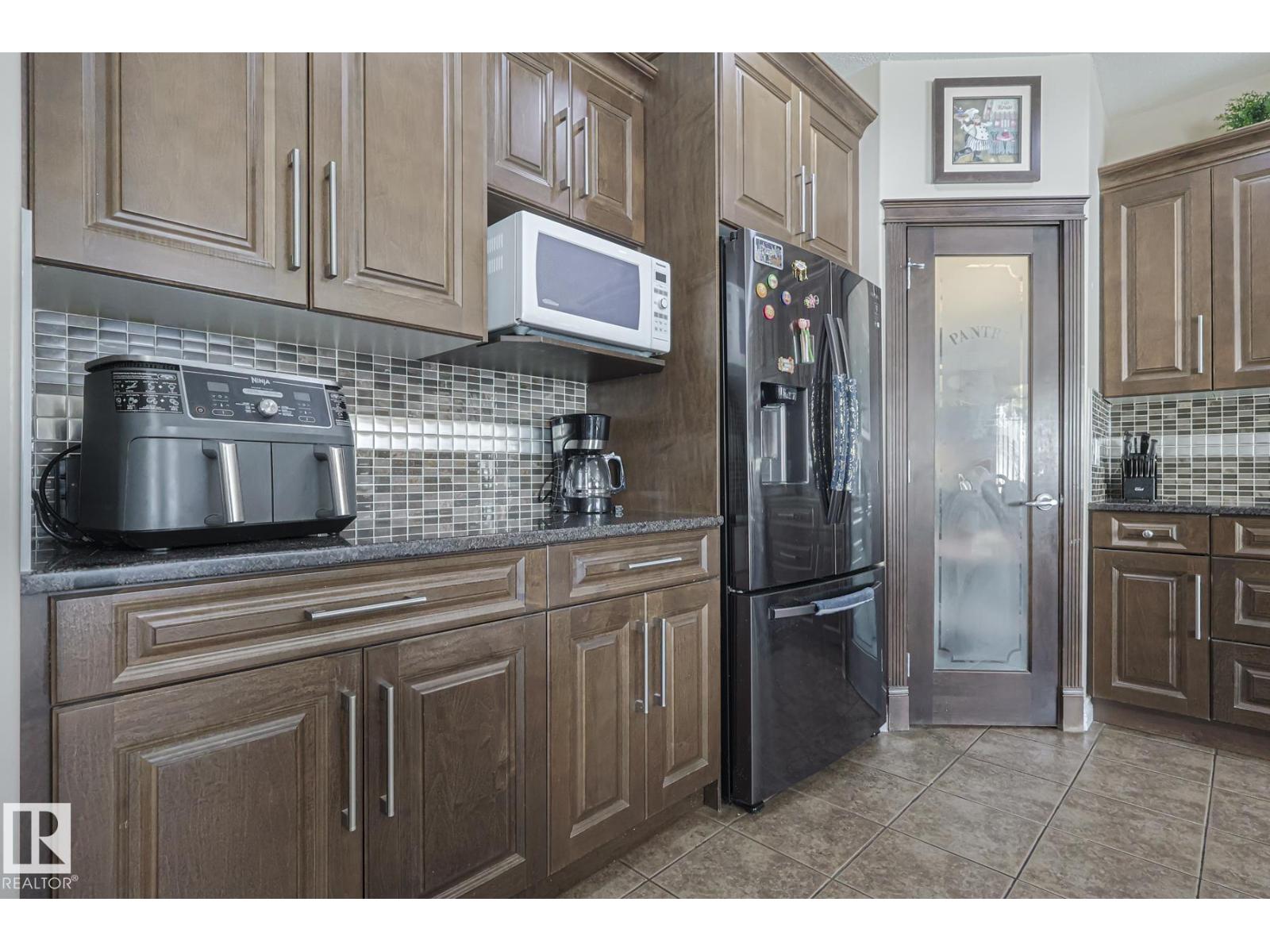 3244 18 St Nw, Edmonton, Alberta  T6T 0H2 - Photo 19 - E4477029