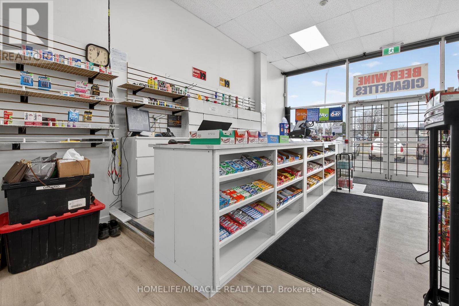 1051 Upper James Street, Hamilton, Ontario  L9C 3A6 - Photo 10 - X12928956