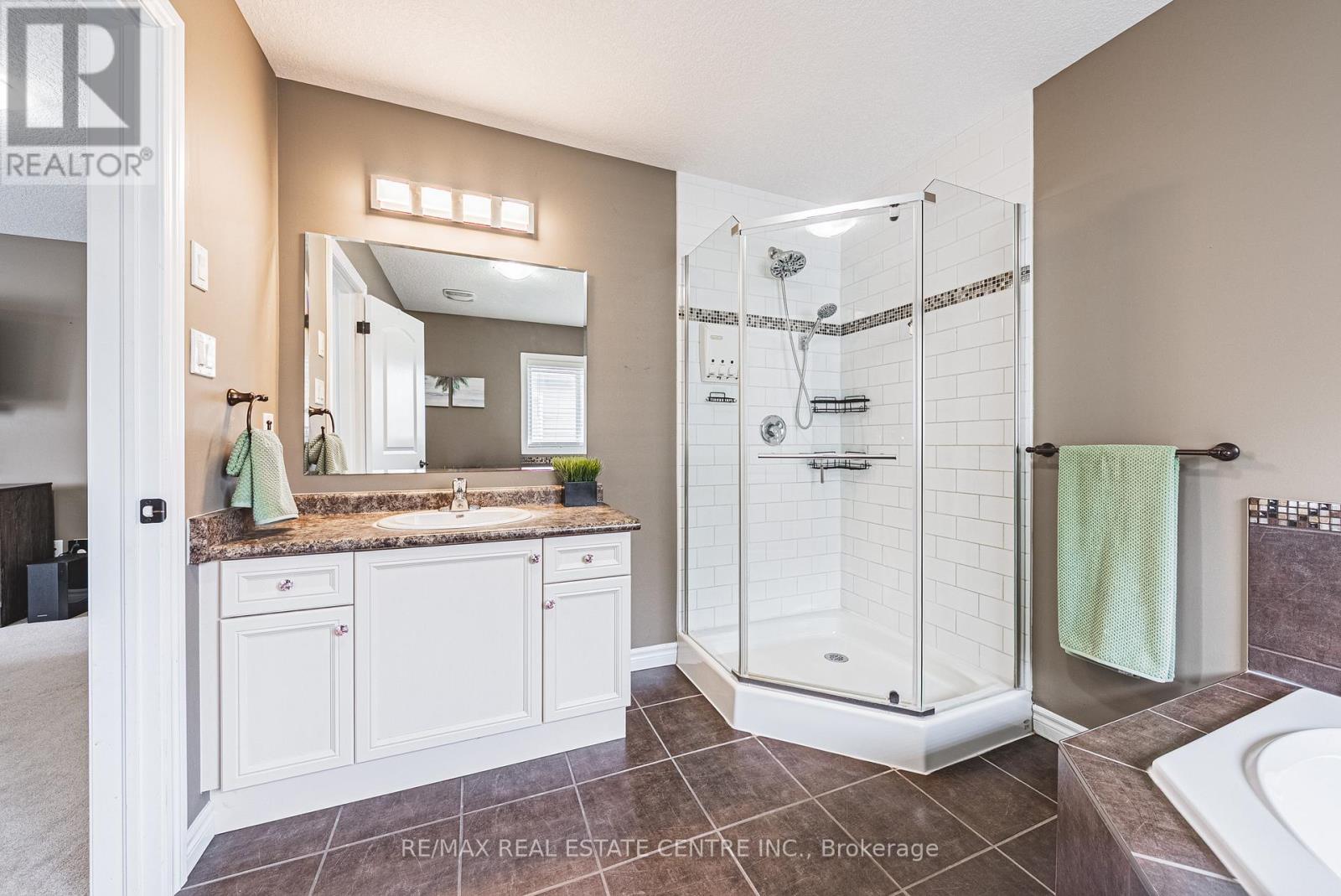 60 Cox Street, Cambridge, Ontario  N1S 0A3 - Photo 26 - X12928968