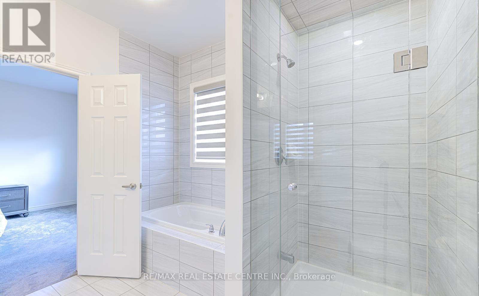 11 Trailbank Gardens, Hamilton, Ontario  L8B 1Z3 - Photo 17 - X12928974