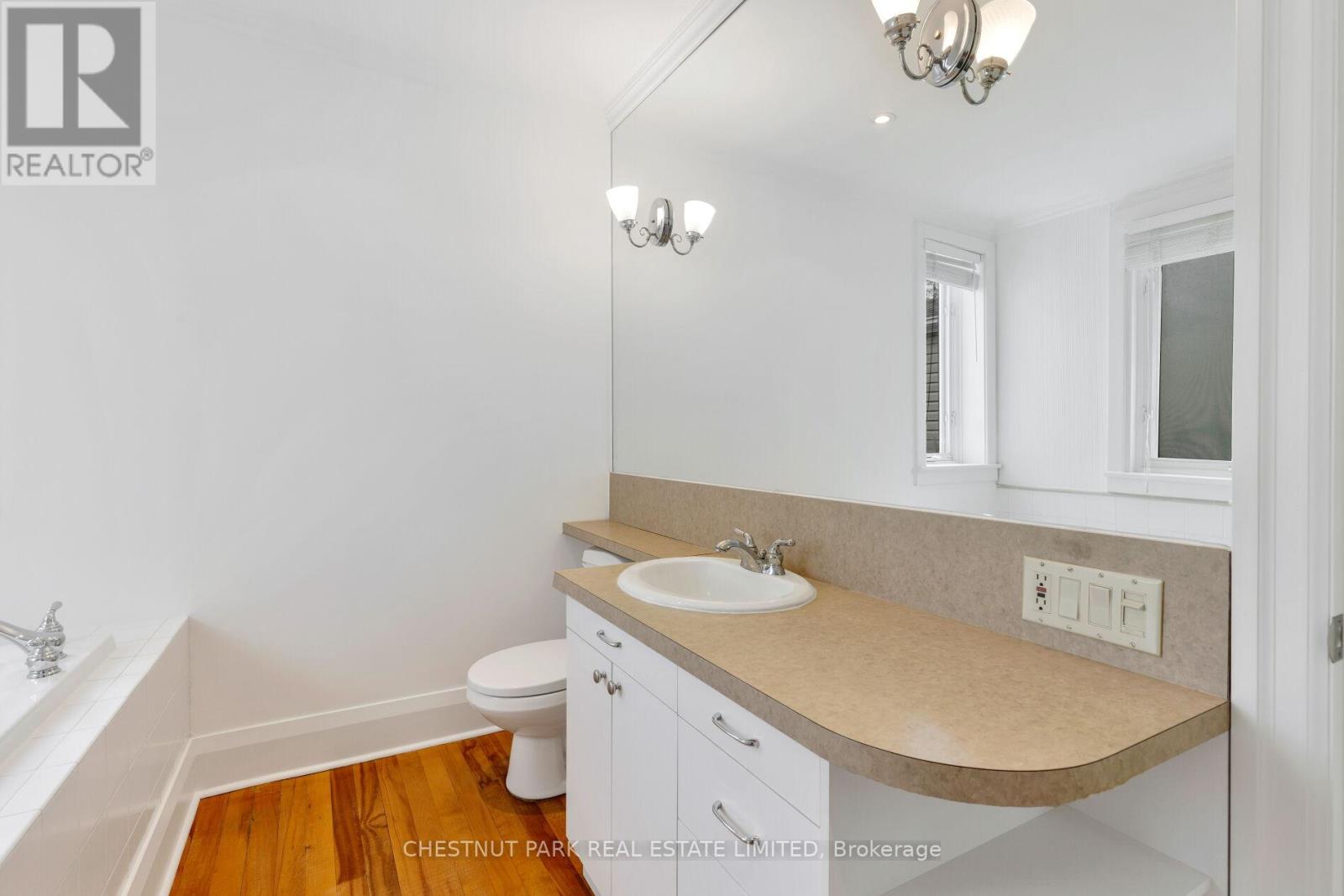 126 Browning Avenue, Toronto, Ontario  M4K 1W3 - Photo 34 - E12926292