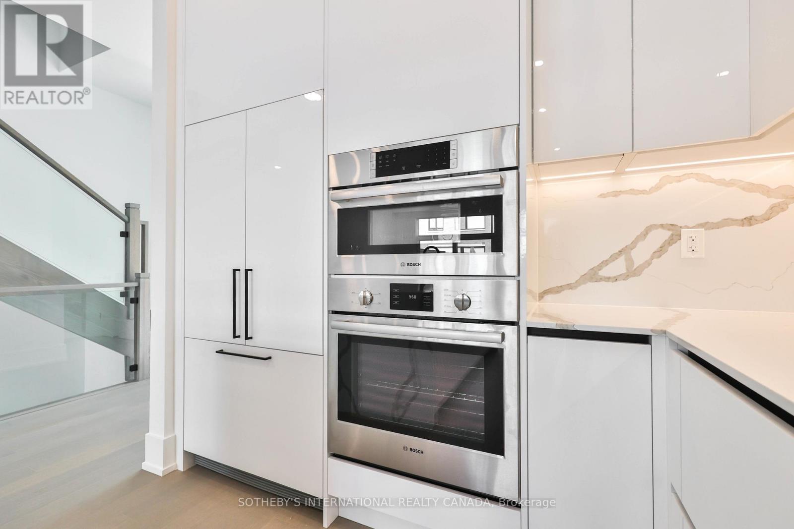 Th 85 - 60 Lou Parsons Way Drive, Mississauga, Ontario  L5H 0B2 - Photo 15 - W12878118