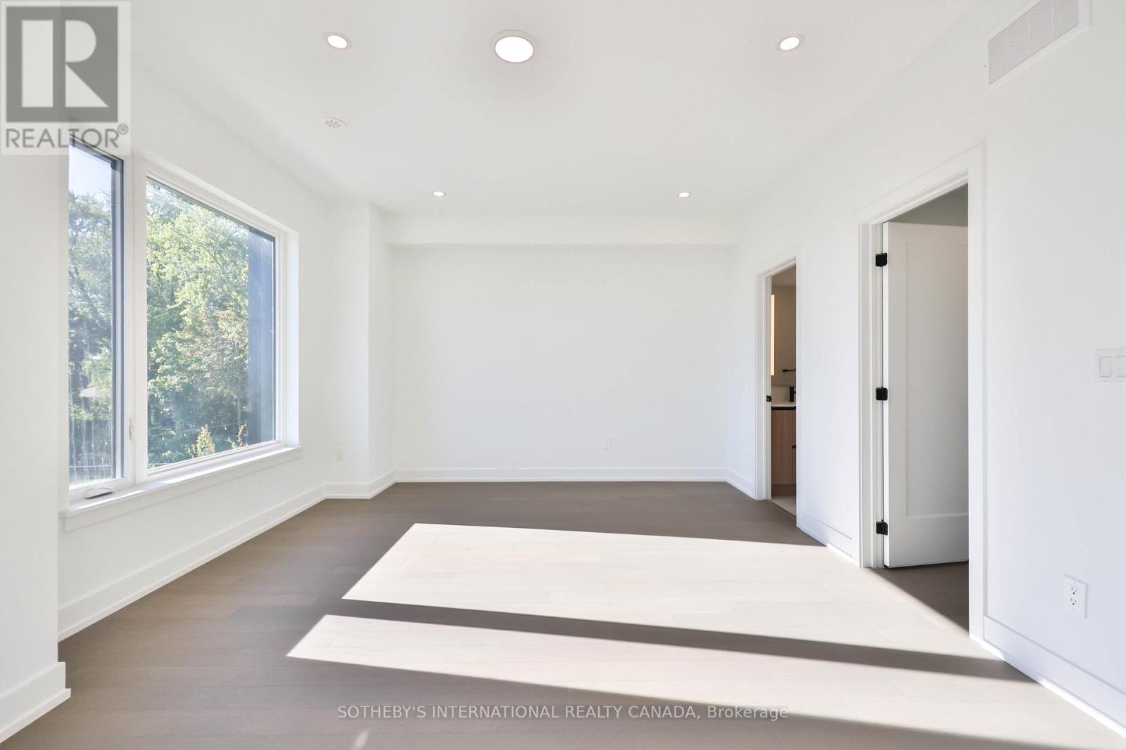 Th 85 - 60 Lou Parsons Way Drive, Mississauga, Ontario  L5H 0B2 - Photo 21 - W12878118