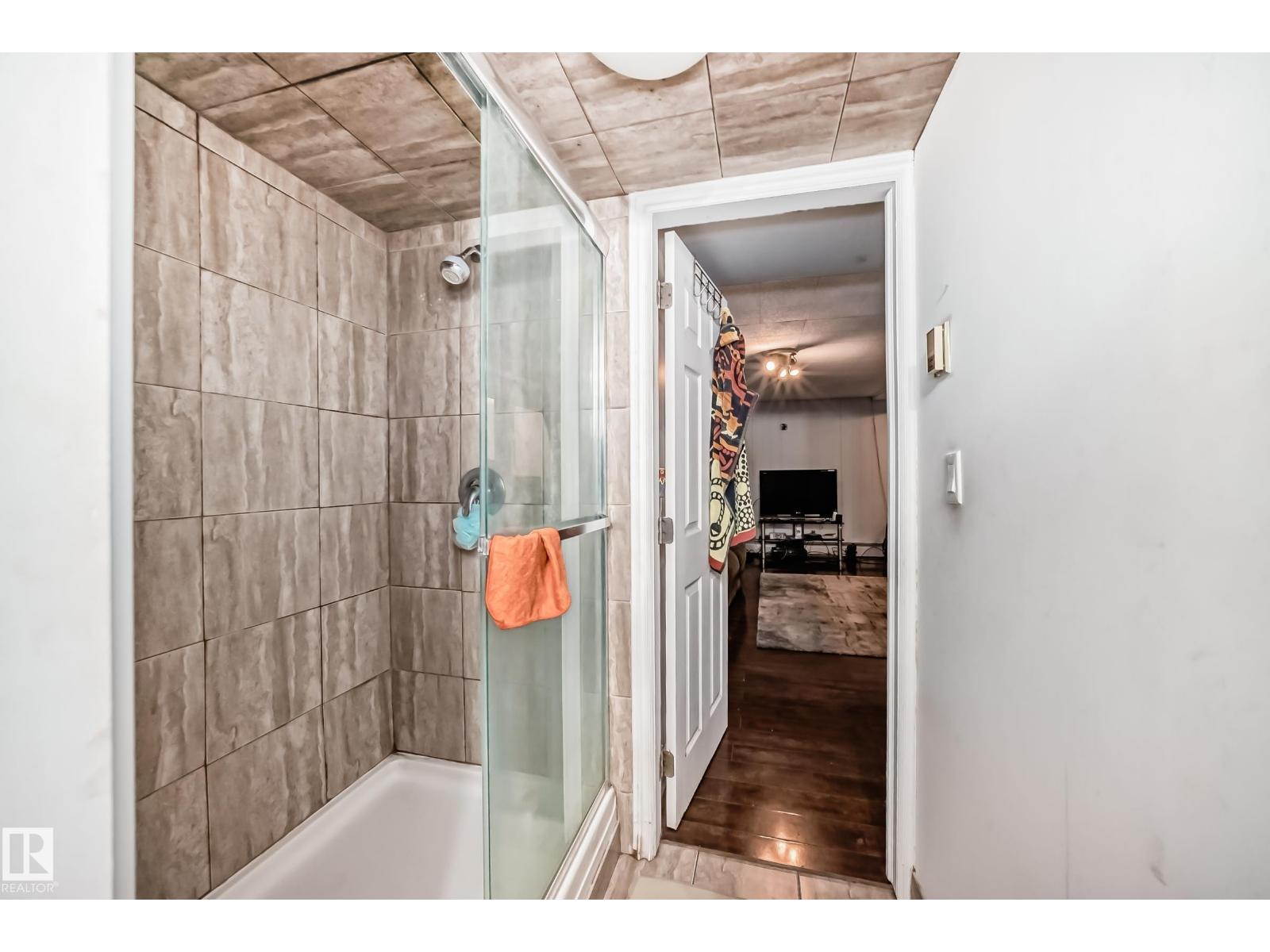 12131 101 Street Nw Nw, Edmonton, Alberta  T5G 2C2 - Photo 49 - E4479064