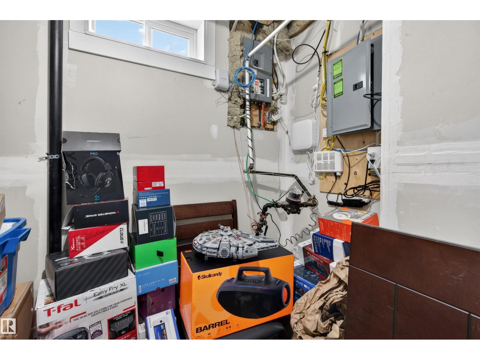 8906 168 St Nw, Edmonton, Alberta  T5R 2V5 - Photo 35 - E4478754