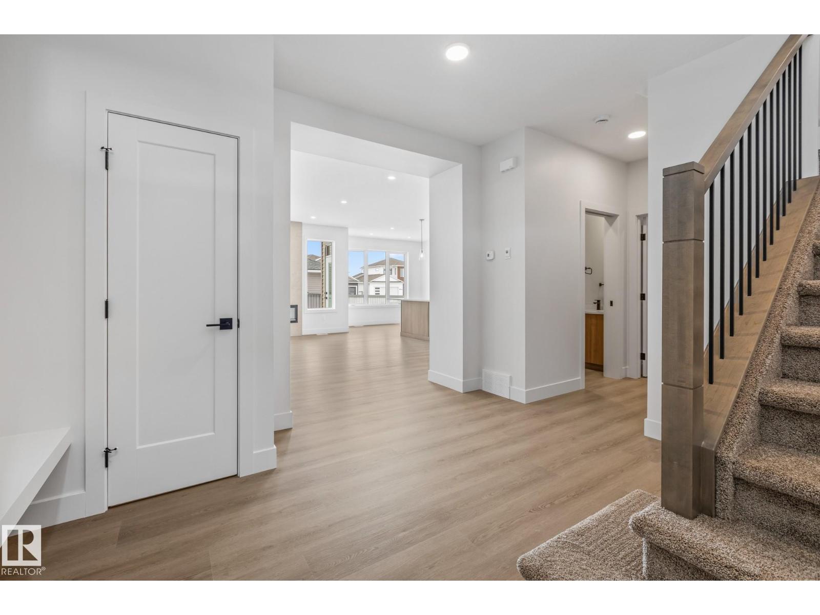 9624 89a St, Morinville, Alberta  T8R 2R6 - Photo 2 - E4479053