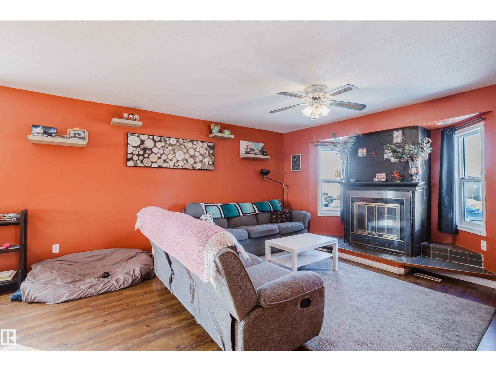 8707 151 Av Nw, Edmonton, Alberta  T5E 5Y1 - Photo 6 - E4479079