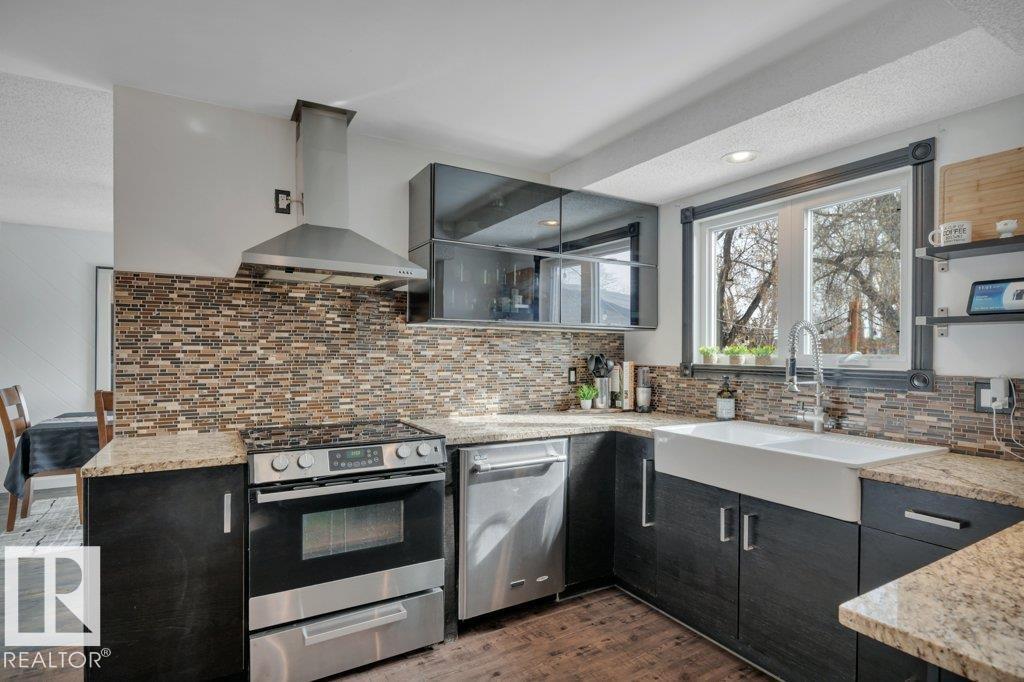 1939 68 St Nw Nw, Edmonton, Alberta  T6K 2J1 - Photo 10 - E4478909