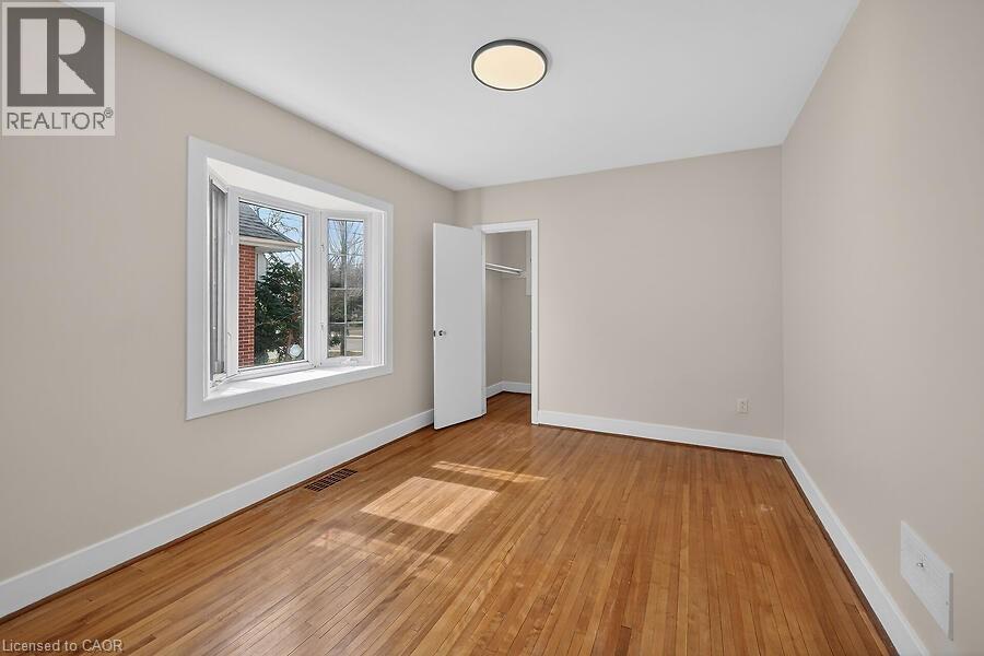 21 East 34th Street, Hamilton, Ontario  L8V 3W2 - Photo 11 - 40815619