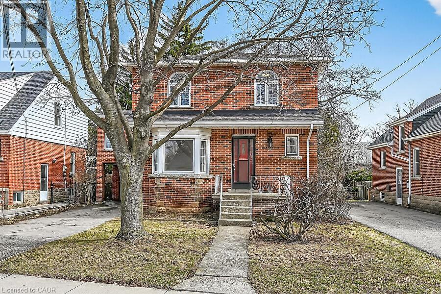 21 East 34th Street, Hamilton, Ontario  L8V 3W2 - Photo 2 - 40815619