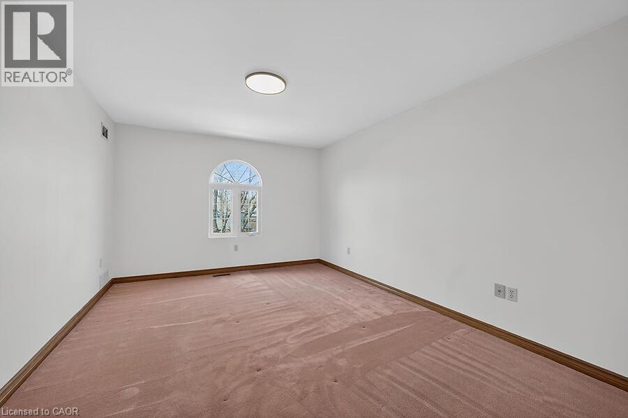 21 East 34th Street, Hamilton, Ontario  L8V 3W2 - Photo 23 - 40815619