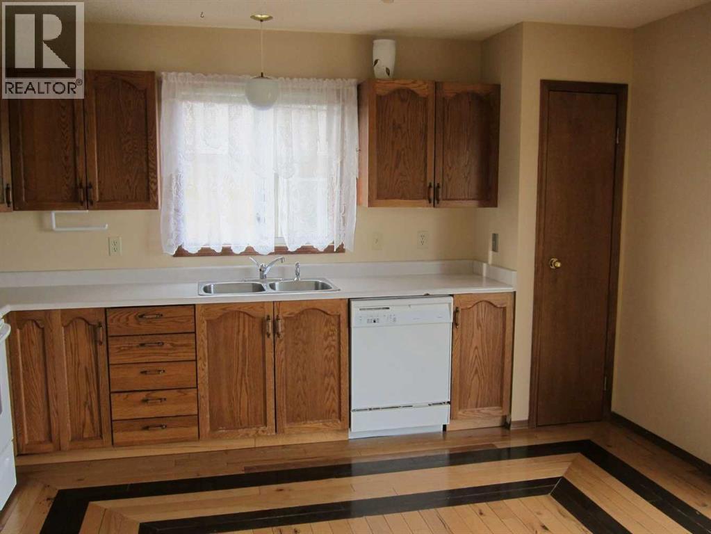 4306 53 Street, Grimshaw, Alberta  T0H 1W0 - Photo 4 - A2293113