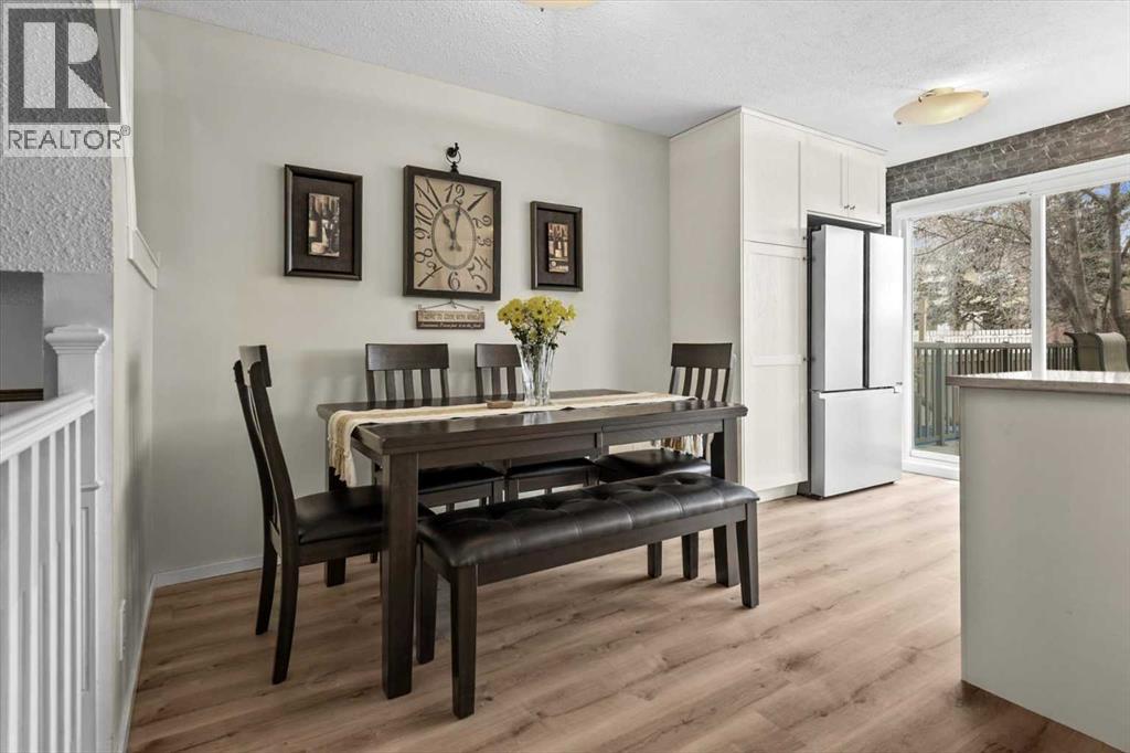 1399 Berkley Drive Nw, Calgary, Alberta  T3K 1T5 - Photo 9 - A2284801