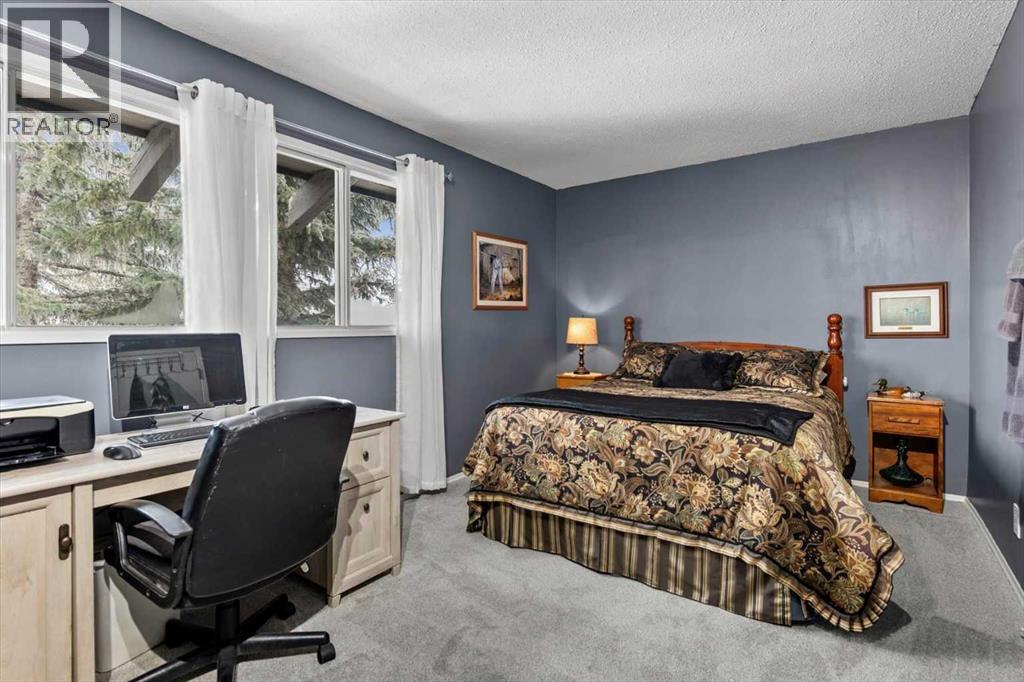 1399 Berkley Drive Nw, Calgary, Alberta  T3K 1T5 - Photo 26 - A2284801