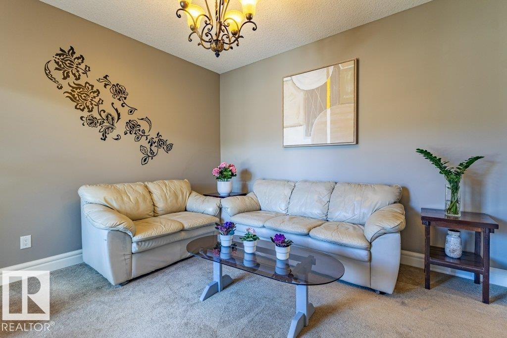 11408 15 Av Sw Sw, Edmonton, Alberta  T6W 0Z8 - Photo 2 - E4478196