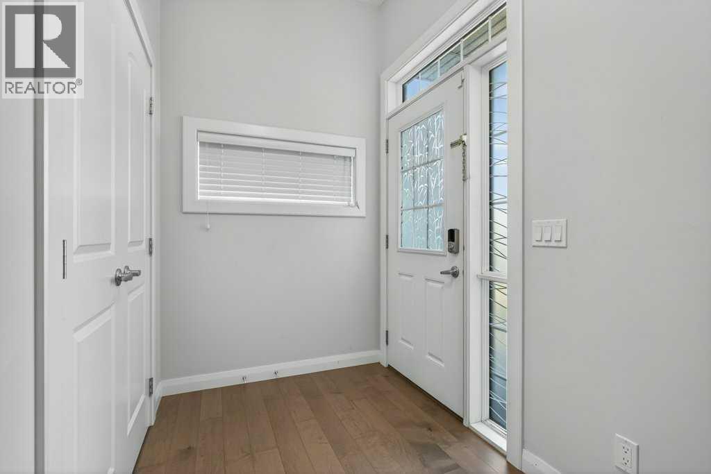 139 Evansglen Circle Nw, Calgary, Alberta  T3P 0W8 - Photo 2 - A2289354