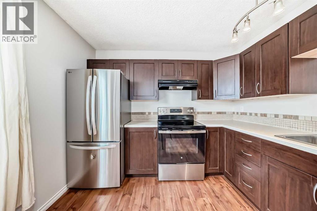 24 Abergale Way Ne, Calgary, Alberta  T2A 6H7 - Photo 7 - A2294384