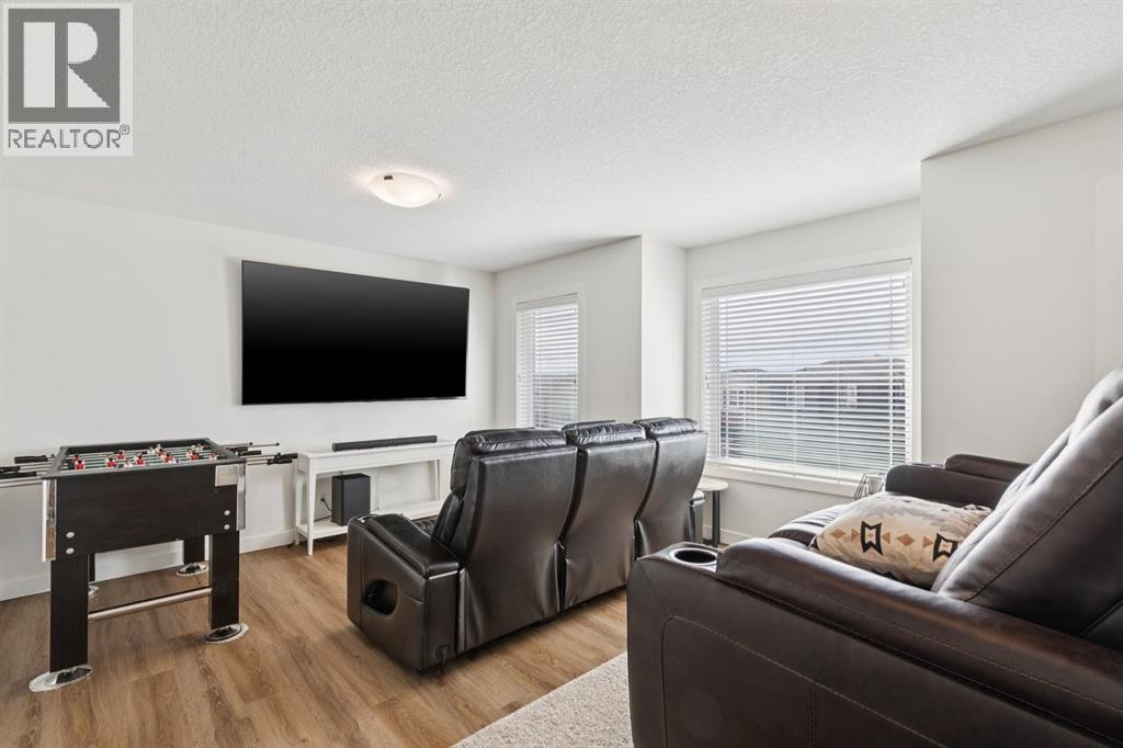 30 Mount Rae Terrace, Okotoks, Alberta  T1S 0M6 - Photo 18 - A2295349