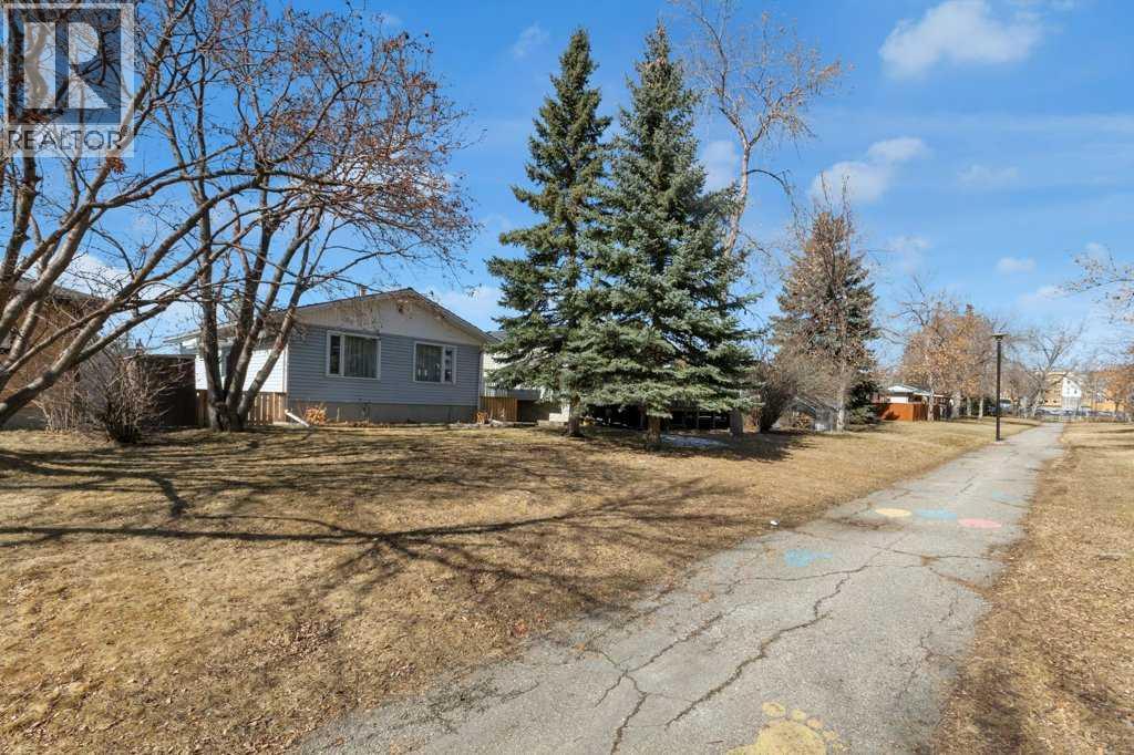 3046 28a Street Se, Calgary, Alberta  T2B 0S2 - Photo 27 - A2296642