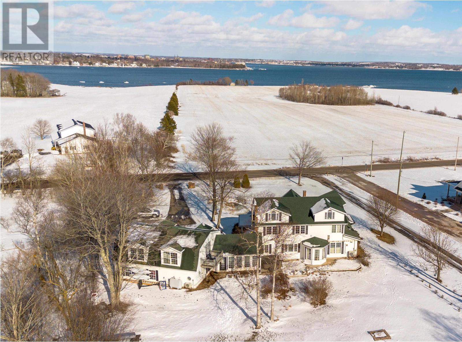 493 York Point Road, Cornwall, Prince Edward Island  C0A 1H4 - Photo 2 - 202605631