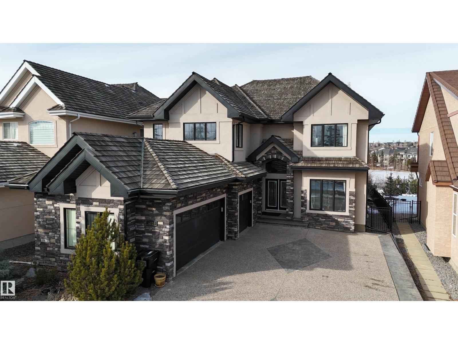 4016 Mactaggart Dr Nw, Edmonton, Alberta  T6R 0J3 - Photo 2 - E4479275