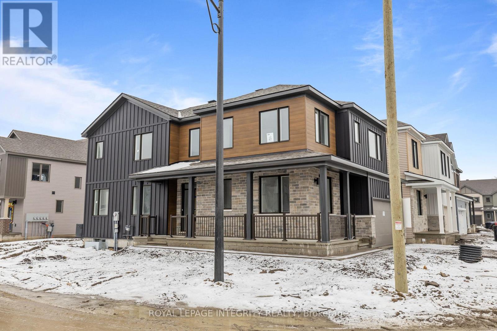 767 Tincture Place, Ottawa, Ontario  K2W 0P2 - Photo 2 - X12929086