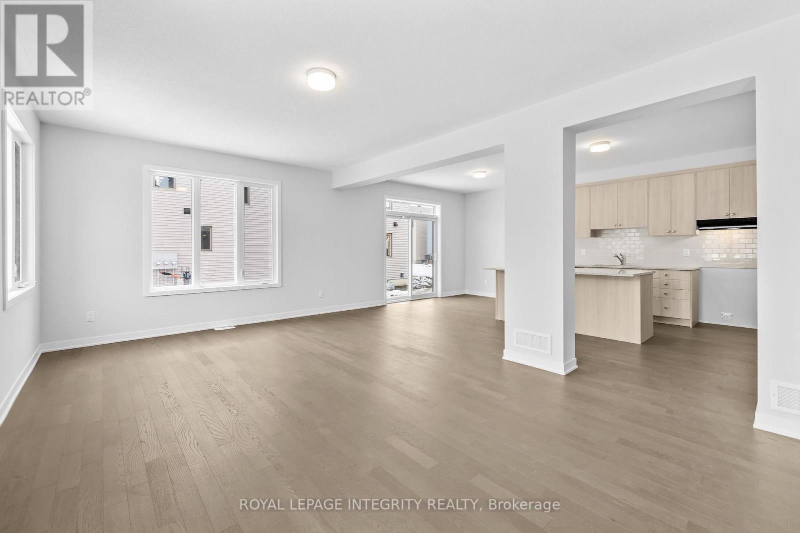 767 Tincture Place, Ottawa, Ontario  K2W 0P2 - Photo 4 - X12929086