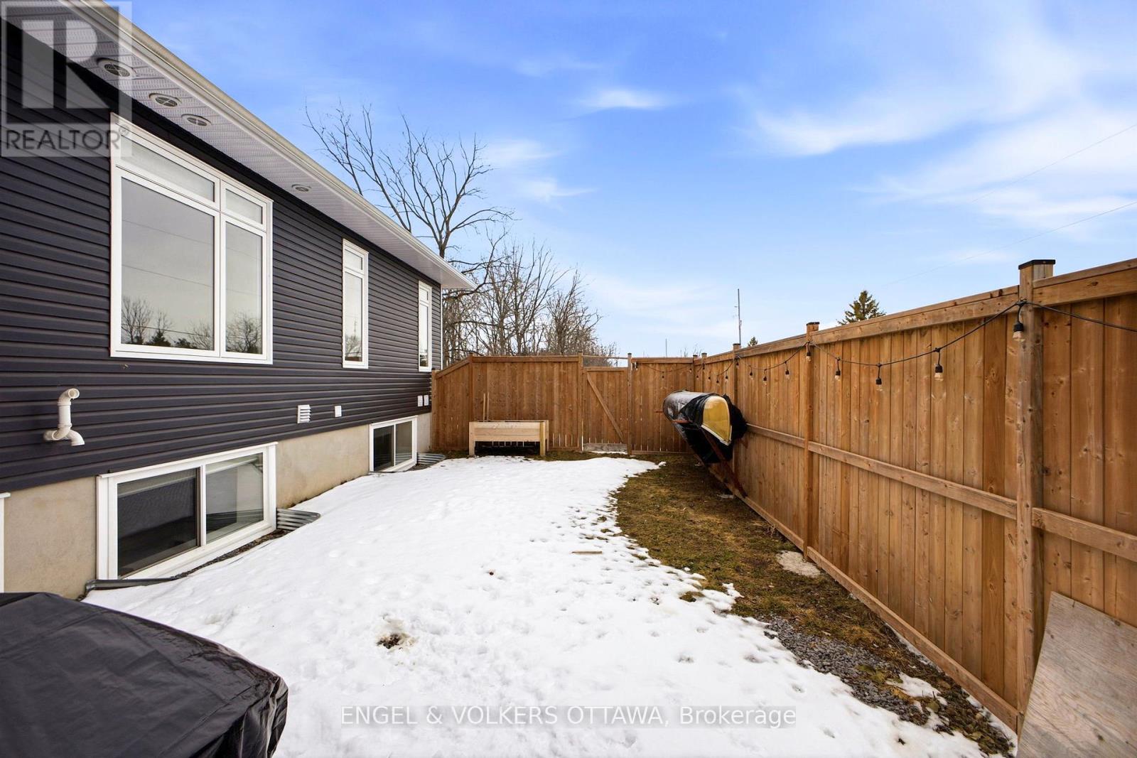 B - 112 Carss Street, Mississippi Mills, Ontario  K0A 1A0 - Photo 22 - X12929172