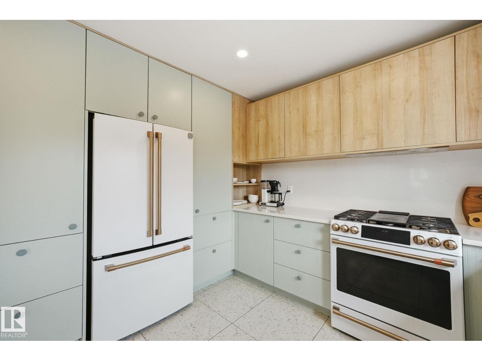 7235 112 St Nw, Edmonton, Alberta  T6G 1J4 - Photo 10 - E4479298