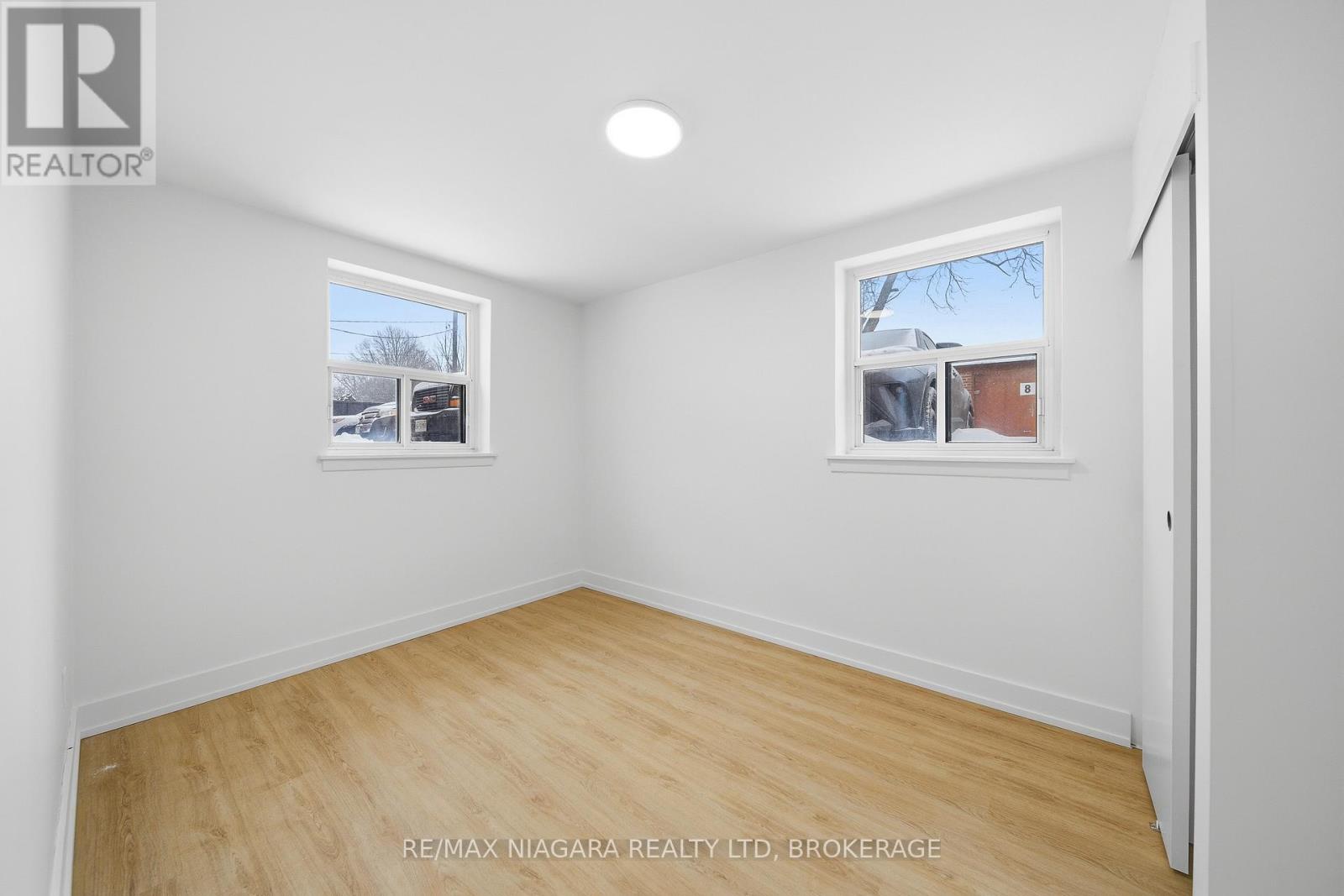 Unit B - 993 O'connor Drive, Toronto, Ontario  M4B 2T1 - Photo 8 - E12929188