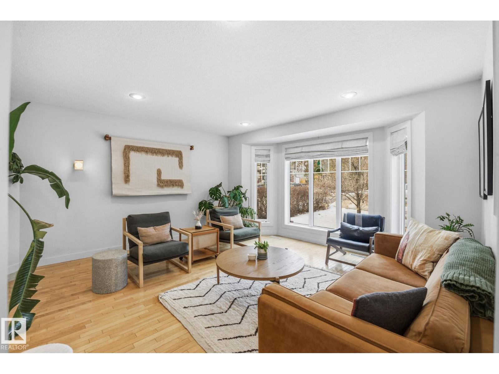 7235 112 St Nw, Edmonton, Alberta  T6G 1J4 - Photo 3 - E4479298