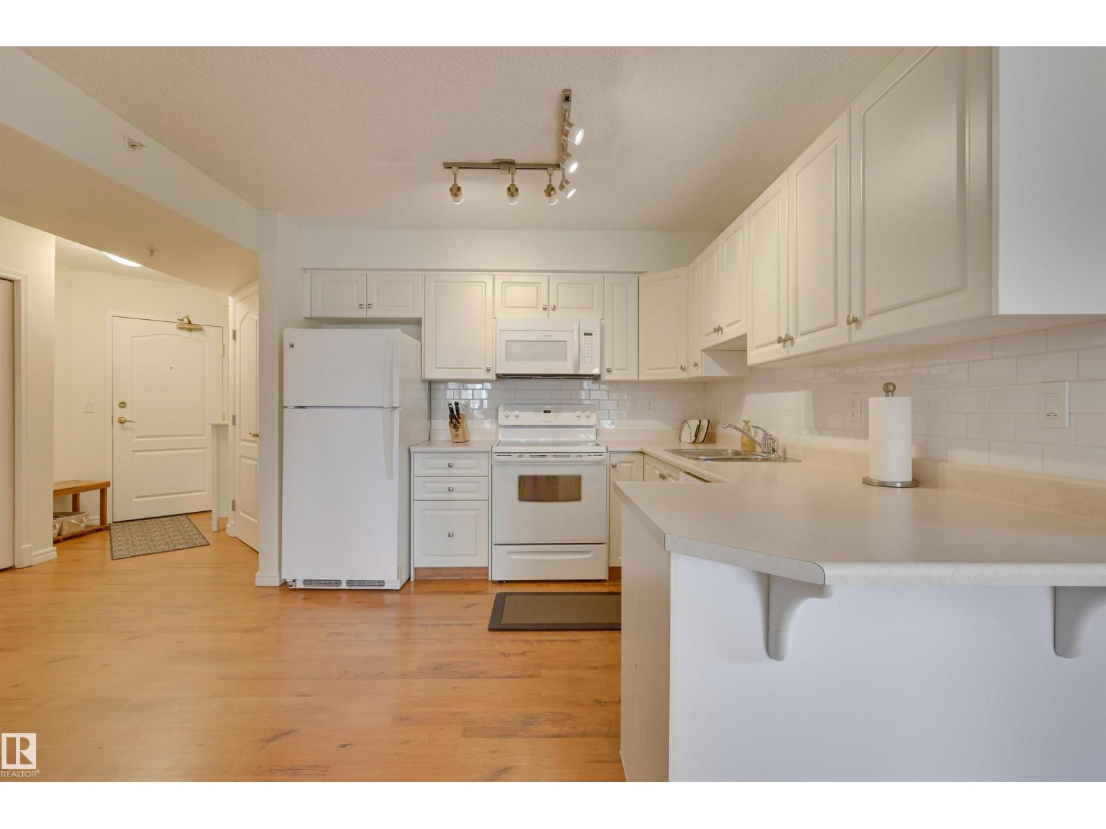 #501 10649 Saskatchewan Dr Nw, Edmonton, Alberta  T6E 6S8 - Photo 9 - E4479299