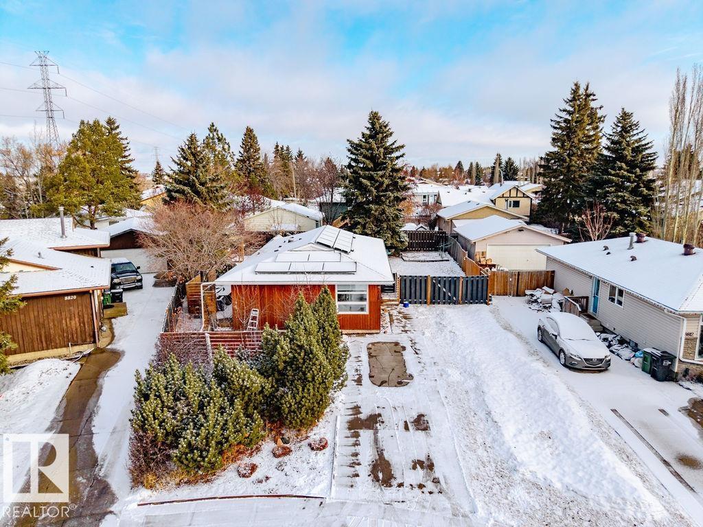 8816 25a Av Nw, Edmonton, Alberta  T6K 2W7 - Photo 47 - E4479294