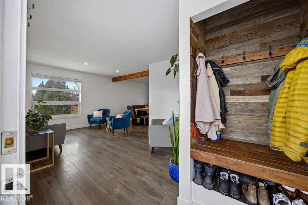 8816 25a Av Nw, Edmonton, Alberta  T6K 2W7 - Photo 7 - E4479294