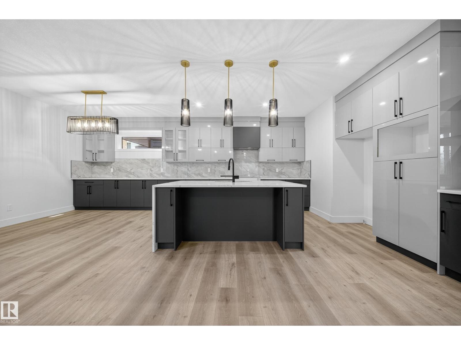 6117 Crawford Dr Sw, Edmonton, Alberta  T6W 4L7 - Photo 6 - E4479296