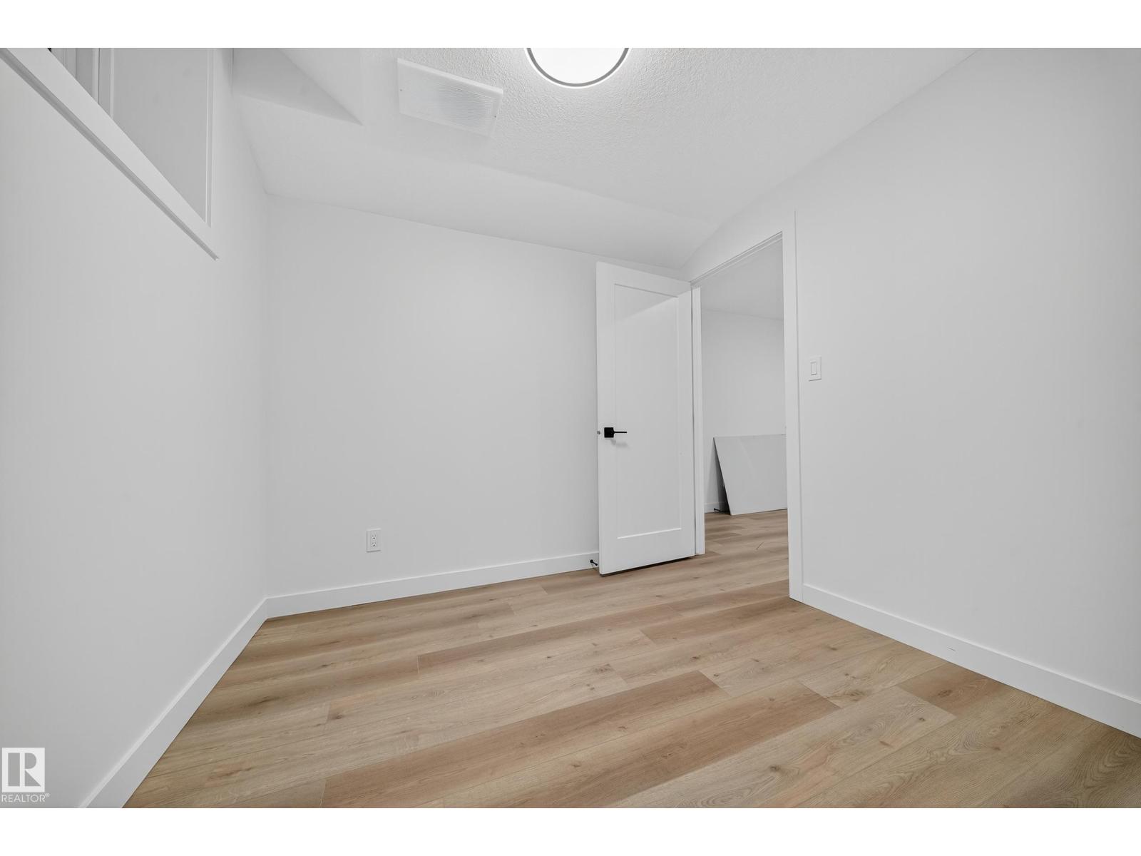 6117 Crawford Dr Sw, Edmonton, Alberta  T6W 4L7 - Photo 60 - E4479296