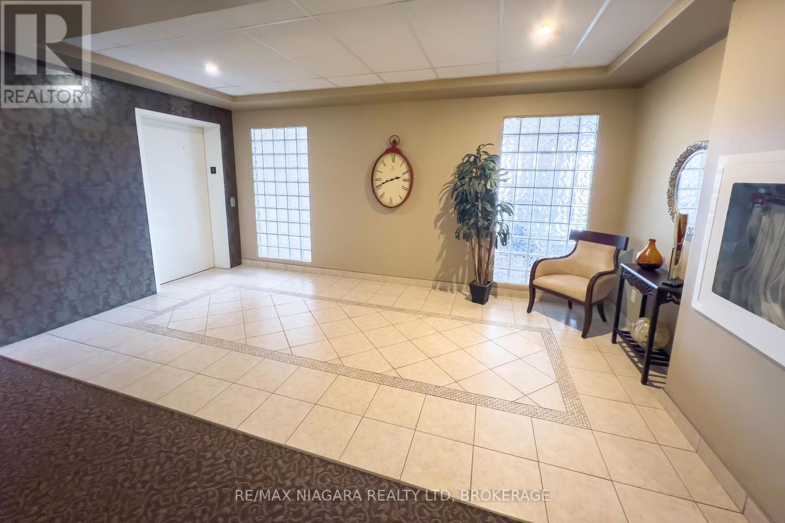 306 - 2799 St. Paul Avenue, Niagara Falls, Ontario  L2J 2L3 - Photo 18 - X12929130