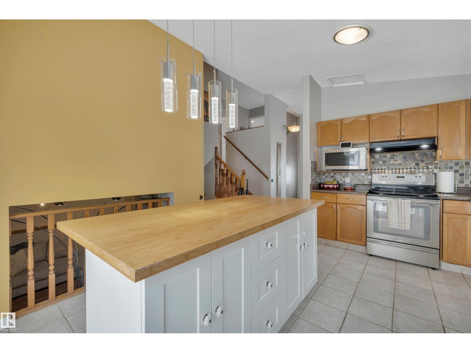 1003 49 St Nw, Edmonton, Alberta  T6L 4C8 - Photo 13 - E4479315