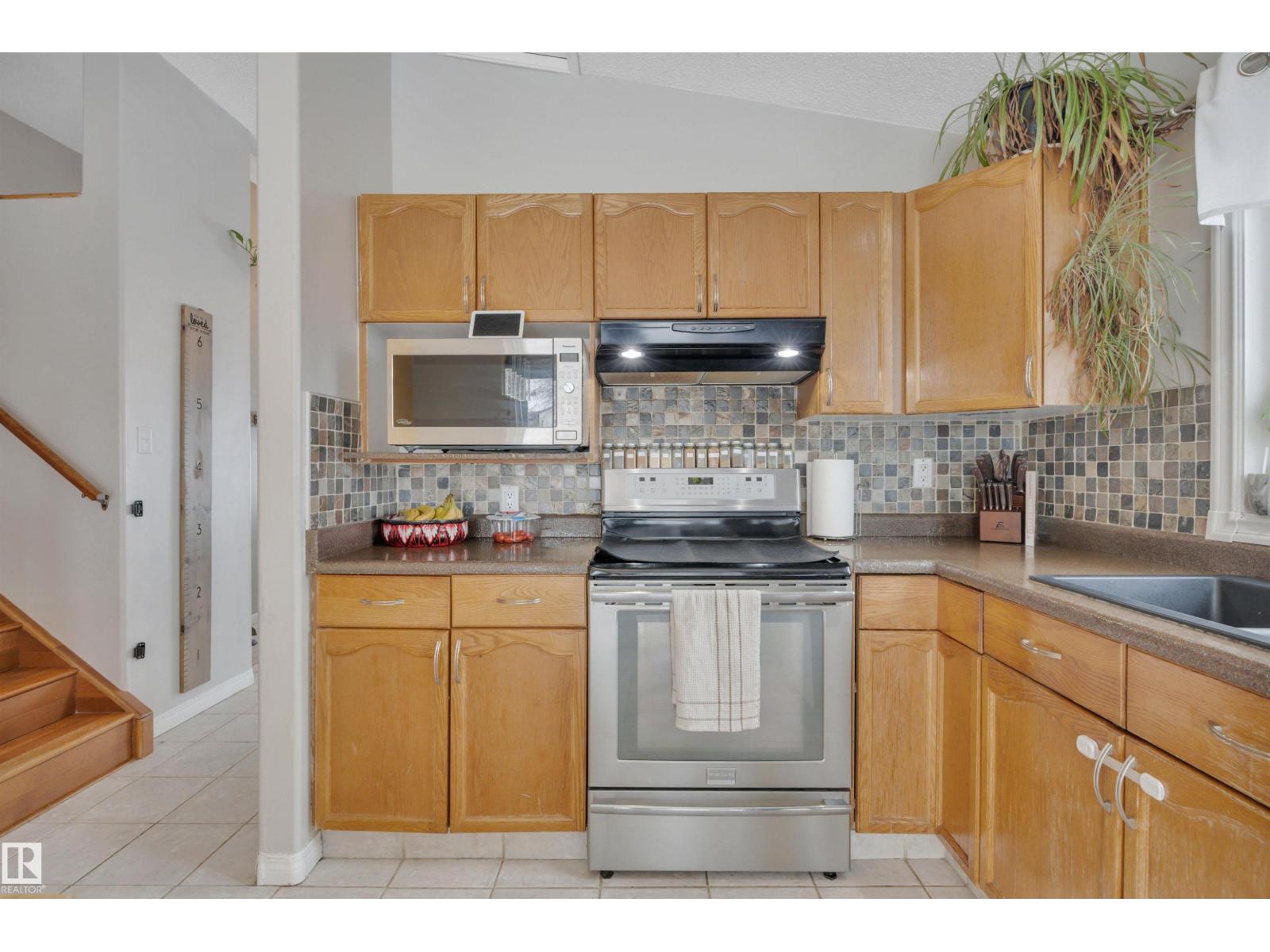 1003 49 St Nw, Edmonton, Alberta  T6L 4C8 - Photo 14 - E4479315