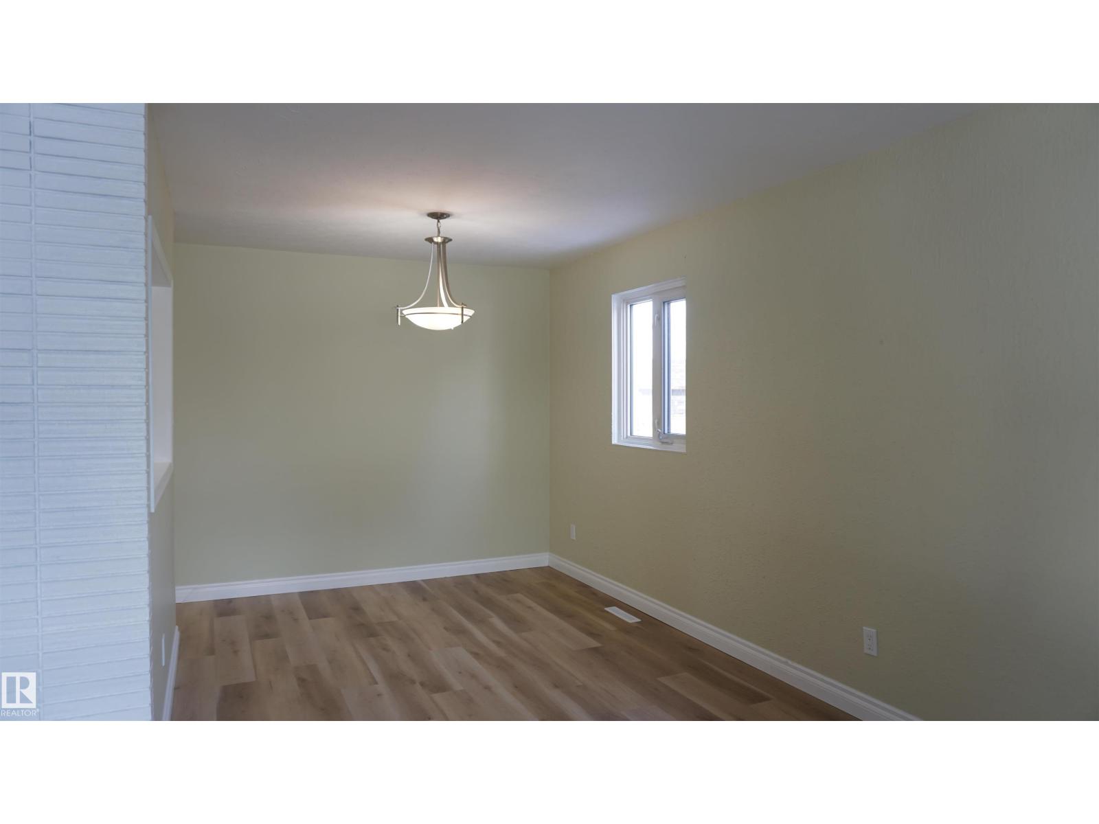 12924 135a Av Nw, Edmonton, Alberta  T5L 3Z7 - Photo 9 - E4479316