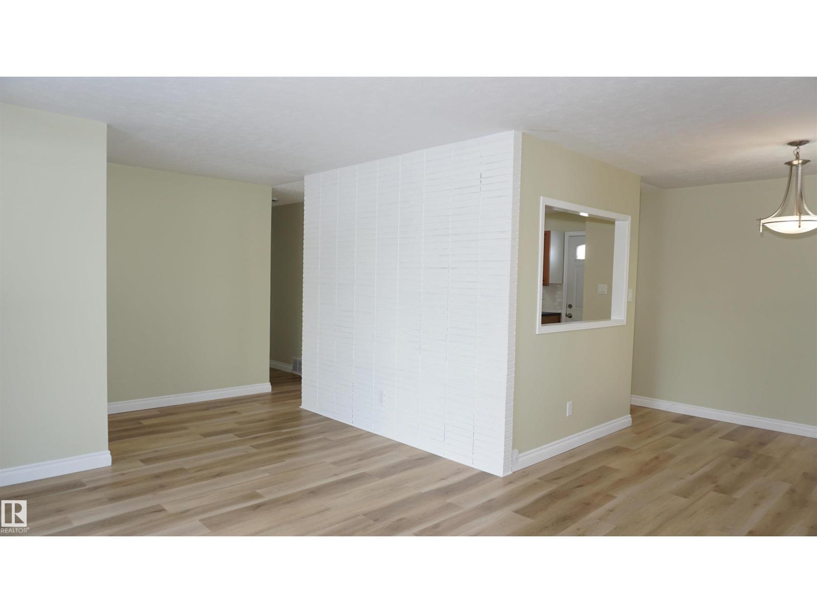 12924 135a Av Nw, Edmonton, Alberta  T5L 3Z7 - Photo 7 - E4479316