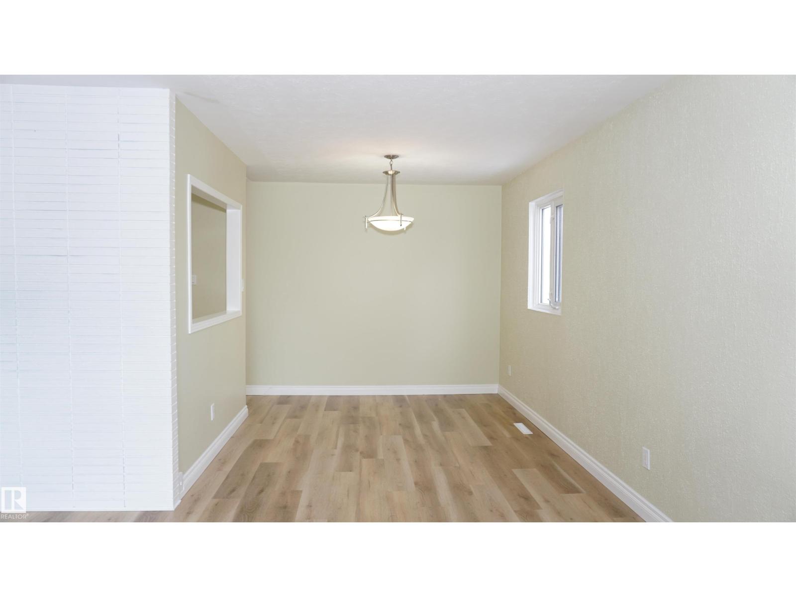 12924 135a Av Nw, Edmonton, Alberta  T5L 3Z7 - Photo 8 - E4479316